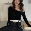 都會冷感 銀孔抽繩上衣(有胸墊